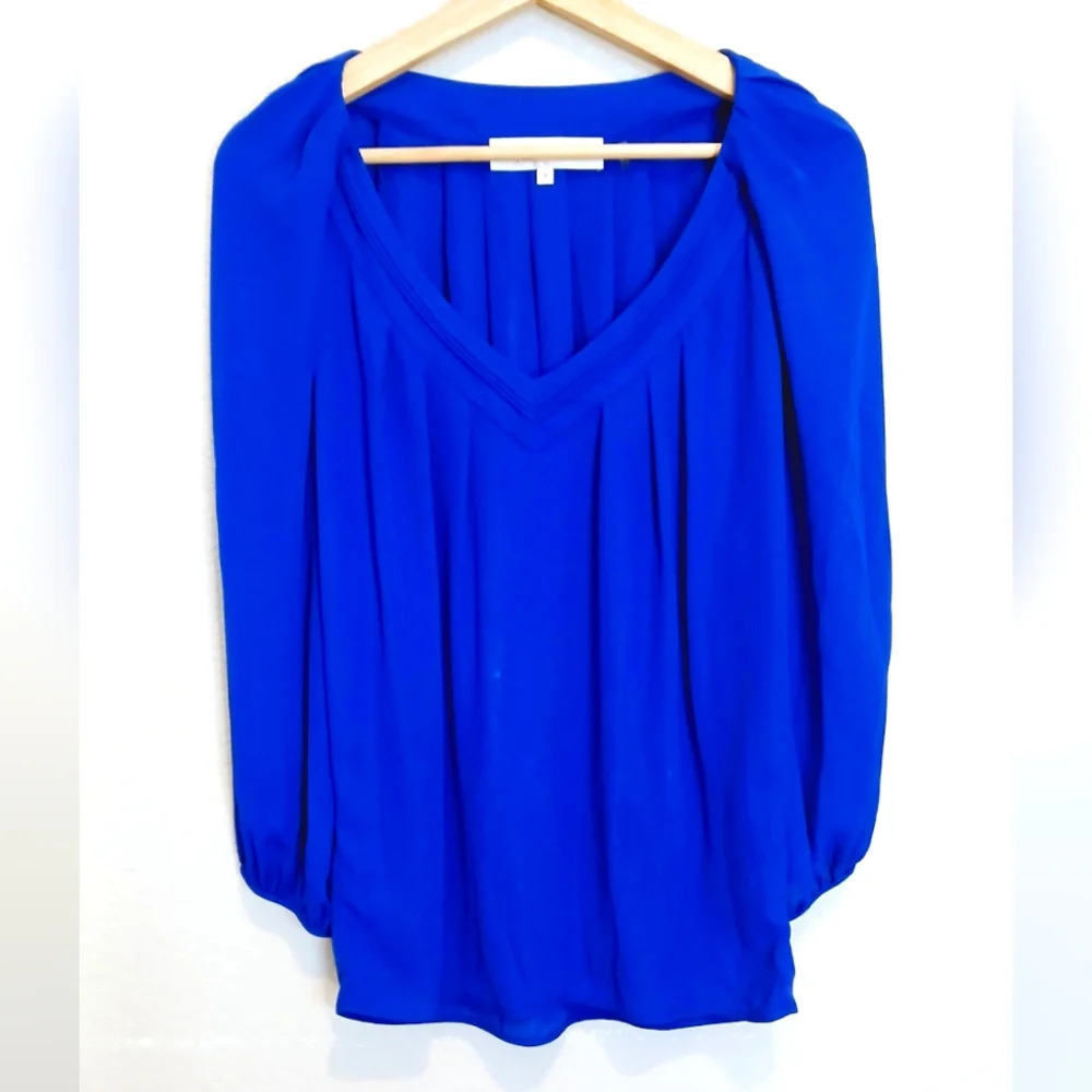 DVF Diane Von Furstenberg Cahill Cobalt Blue Pleated Blouse Top V Neck Size8
